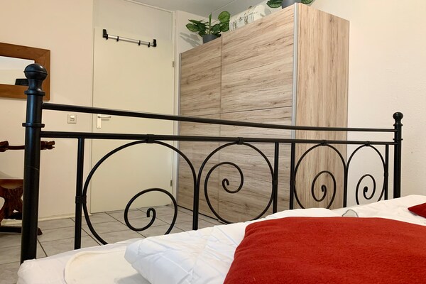 Foto van Appartement in Petten bij het Strand - Vakantiehuis in Petten - BedRoom