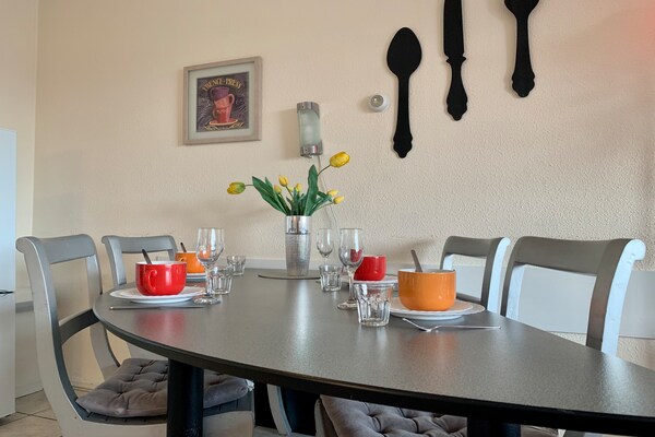 Foto van Appartement in Petten bij het Strand - Vakantiehuis in Petten - DiningRoom