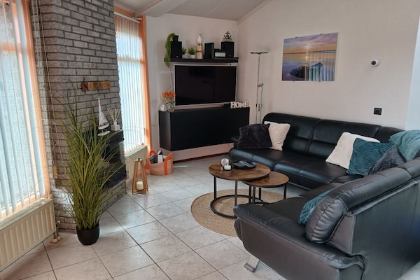 Foto van Bungalow met 1 slaapkamer - Vakantiehuis in Julianadorp aan Zee, Niederlande, Europa - Untagged
