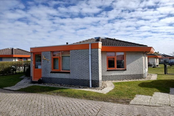 Foto van Bungalow met 1 slaapkamer - Vakantiehuis in Julianadorp aan Zee, Niederlande, Europa - Untagged