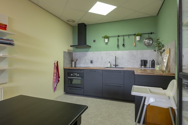 Foto van Appartement in Noord-Holland bij Strand - Vakantiehuis in Julianadorp aan Zee - Kitchen