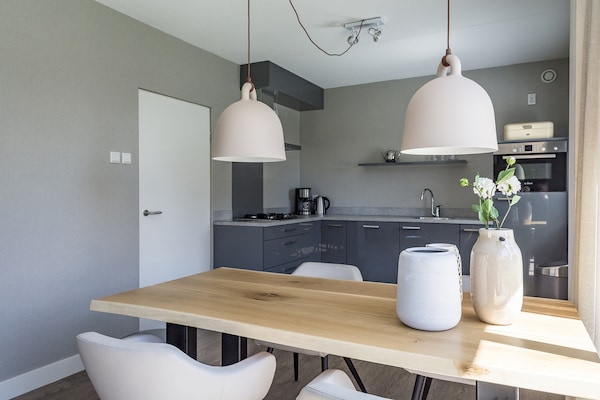 Foto van Comfortabele Texelse Bungalow - Vakantiehuis in De Cocksdorp Texel - Kitchen