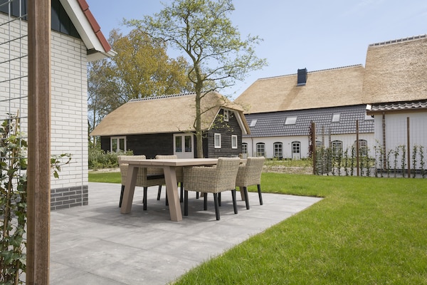 Foto van Comfortabele Texelse Bungalow - Vakantiehuis in De Cocksdorp Texel - ViewSummer