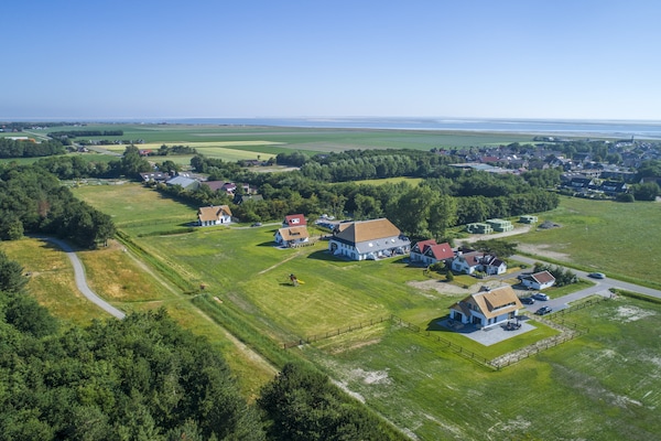 Foto van Comfortabele Texelse Bungalow - Vakantiehuis in De Cocksdorp Texel - ViewSummer