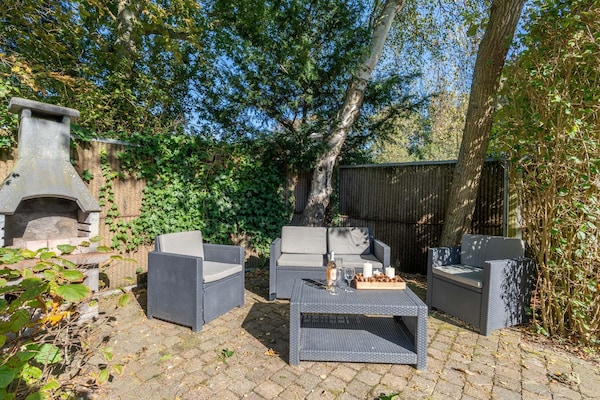 Foto van Zeer sfeervol ingerichte 4-peroons landhuis - Vakantiehuis in Den Burg - GardenSummer