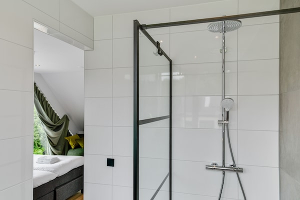 Foto van Bungalow op Texel bij Nationaal Park Duinen - Vakantiehuis in De Koog Texel - BathRoom