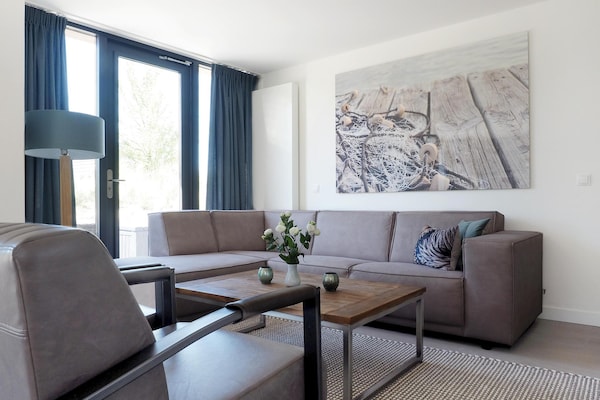 Foto van Wellnessretraite in de duinen van Egmond - Vakantiehuis in Egmond aan den Hoef - LivingRoom