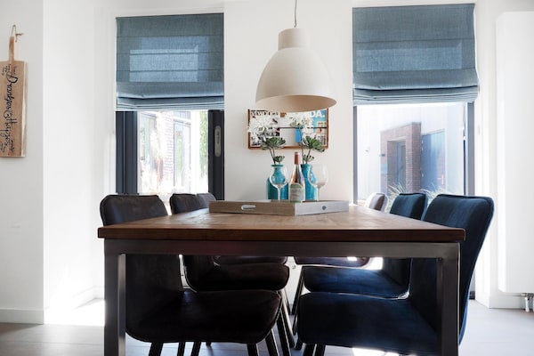 Foto van Wellnessretraite in de duinen van Egmond - Vakantiehuis in Egmond aan den Hoef - DiningRoom