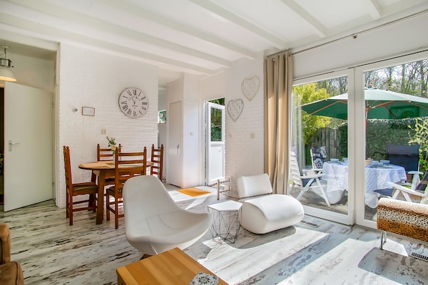 Foto van Bungalow bij Noordwijkse stranden - Vakantiehuis in Noordwijkerhout - LivingRoom