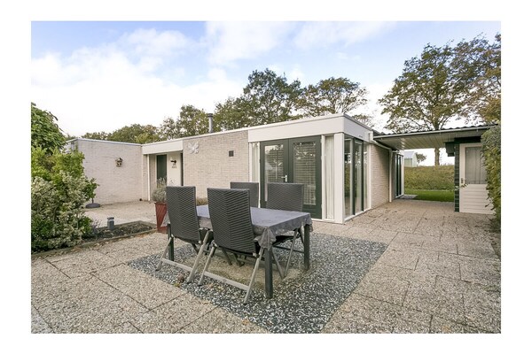 Foto van Huijsmansverhuur Type C Comfort Plus Berk 14 - Vakantiehuis in Ouddorp - ExteriorSummer