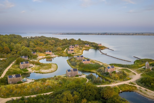 Foto van Retreat aan het meer met hangmat - Vakantiehuis in Ouddorp - AreaSummer20KM