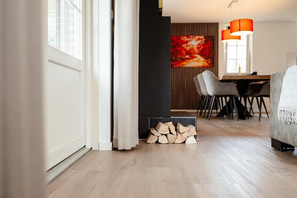 Foto van Villa in Nederland met ruime tuin - Vakantiehuis in Voorthuizen - LivingRoom