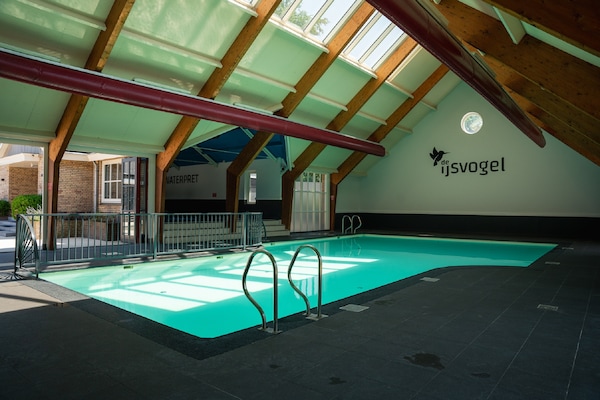 Foto van Villa in Nederland met ruime tuin - Vakantiehuis in Voorthuizen - ParkFacilities