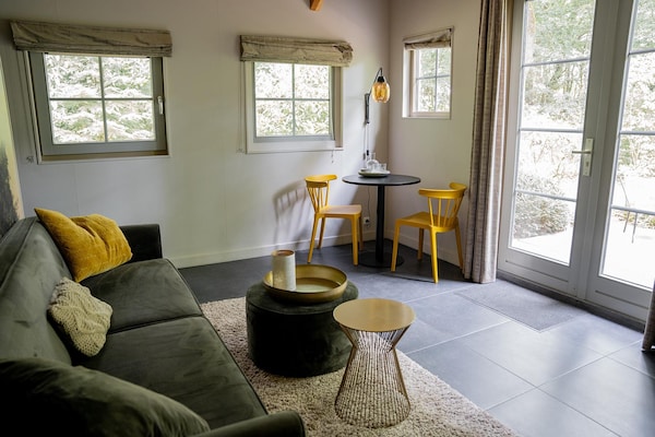 Foto van Romantische loft met tuinterras - Vakantiehuis in Ermelo - LivingRoom