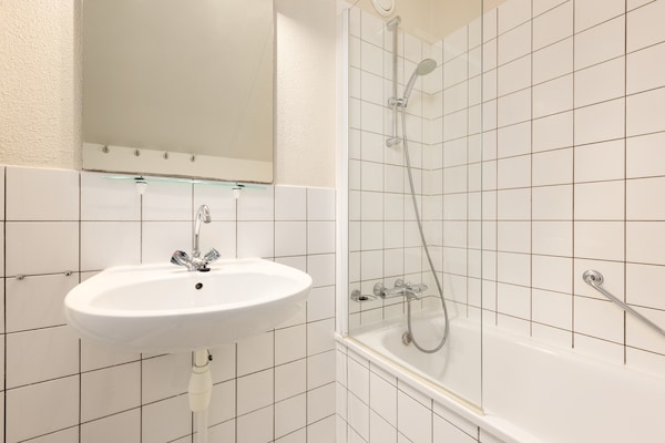 Foto van Bungalow in Veluwe vlakbij Harderwijk - Vakantiehuis in Putten - BathRoom