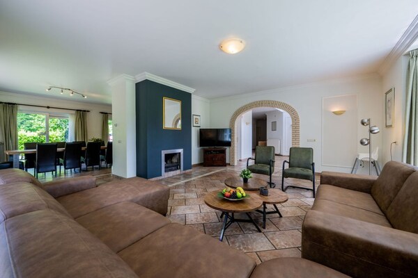 Foto van Villa in Scherpenzeel bij Veluwebos - Vakantiehuis in Scherpenzeel - LivingRoom