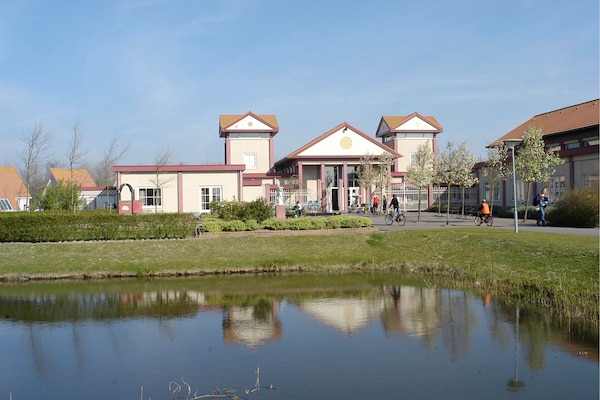 Foto van Villa in Zeeland vlak bij het Strand - Vakantiehuis in Scharendijke - Ambiance