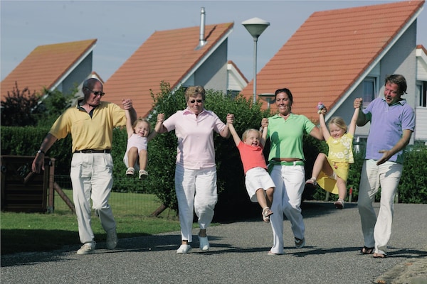 Foto van Villa in Zeeland dicht bij het strand - Vakantiehuis in Scharendijke - AreaSummer1KM