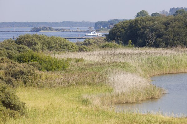 Foto van Watervilla in Zeeland bij Veerse Meer - Vakantiehuis in Arnemuiden - AreaSummer5KM