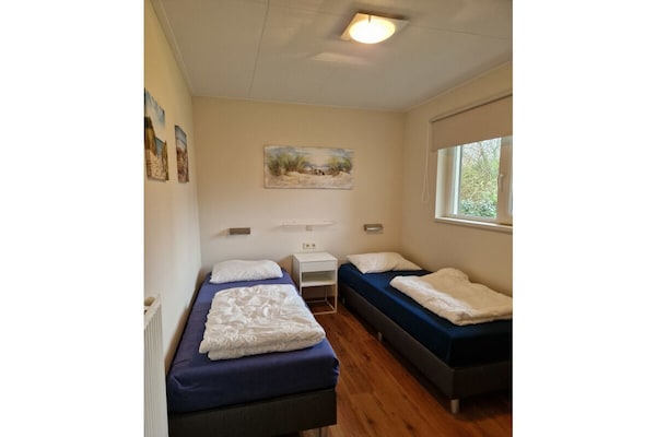 Foto van Bungalow met 2 slaapkamers - Vakantiehuis in Oostkapelle - Untagged