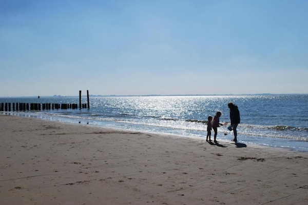 Foto van Vakantiehuis in Zeeland met Sauna - Vakantiehuis in Heinkenszand - AreaSummer20KM
