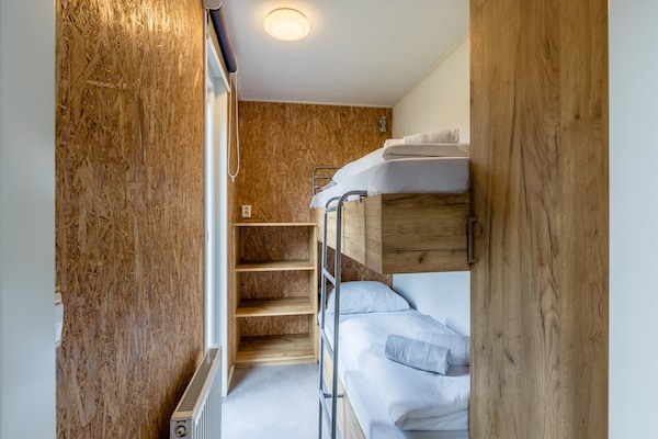 Foto van Chalet bij Roompot Beach Resort aan de kust - Vakantiehuis in Kamperland - BedRoom