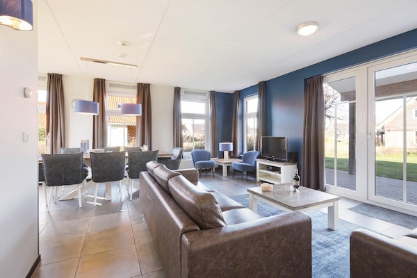 Foto van Vakantiehuis in Zeeland bij Noordzeestrand - Vakantiehuis in Nieuwvliet - LivingRoom