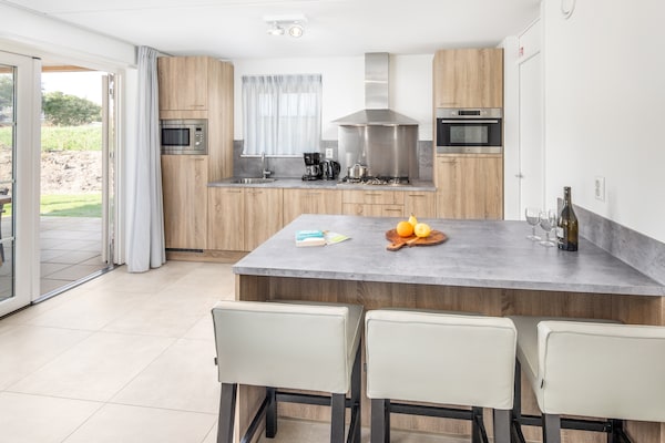 Foto van Villa in Nieuwvliet-Bad bij het Strand - Vakantiehuis in Nieuwvliet-Bad - Kitchen
