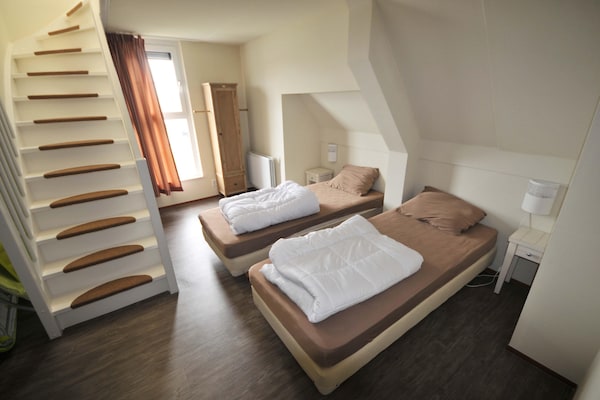 Foto van Villa in Cadzand-Bad bij Noordzeestrand - Vakantiehuis in Cadzand-Bad - BedRoom