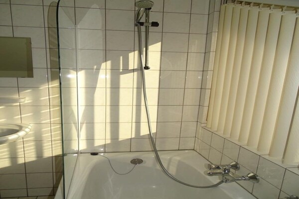 Foto van Bungalow in Breskens bij Strand en Vuurtoren - Vakantiehuis in Breskens - Ambiance