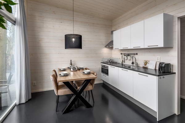 Foto van Lodge in Schaijk met Tuinterras - Vakantiehuis in Schaijk - Kitchen