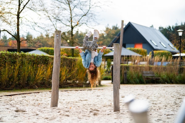 Foto van Fraai chalet met airco op een vakantiepark - Vakantiehuis in Veldhoven - Ambiance