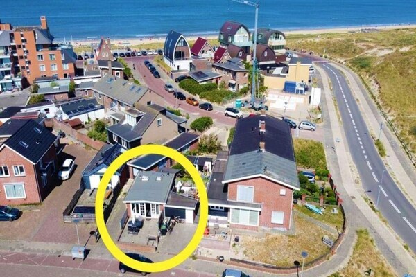 Foto van Vakantiehuis Egmond bij Strand - Vakantiehuis in Egmond aan zee - ExteriorSummer