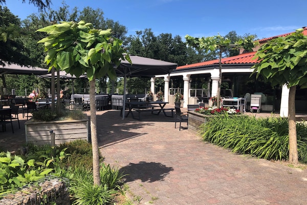 Foto van Villa in Arcen met douche & tuin - Vakantiehuis in Arcen - ParkFacilities