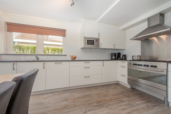 Foto van Villa in Arcen met douche & tuin - Vakantiehuis in Arcen - Kitchen