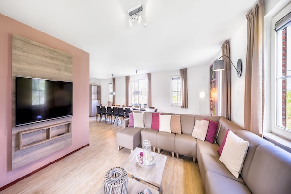 Foto van Villa in Weerterbergen met privé sauna - Vakantiehuis in Weert - LivingRoom