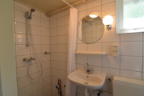 Foto van Vakantiehuis in Stramproy bij natuurgebied - Vakantiehuis in Stramproy - BathRoom