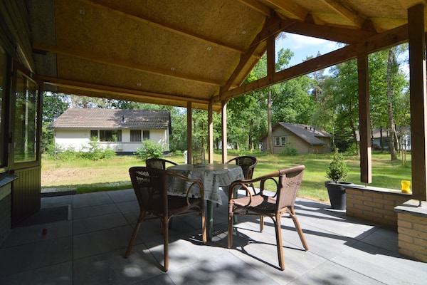 Foto van Vakantiehuis in Stramproy bij natuurgebied - Vakantiehuis in Stramproy - TerraceBalcony