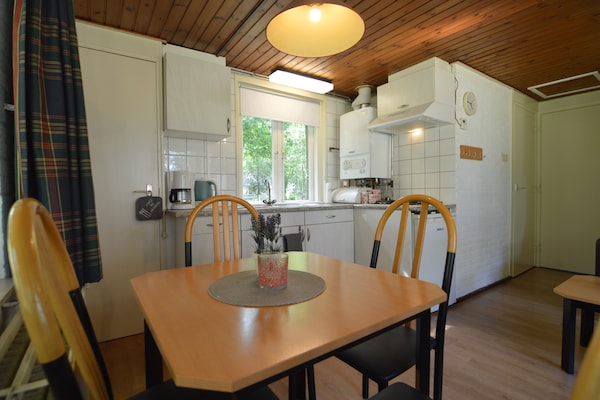 Foto van Vakantiehuis in Stramproy bij natuurgebied - Vakantiehuis in Stramproy - DiningRoom