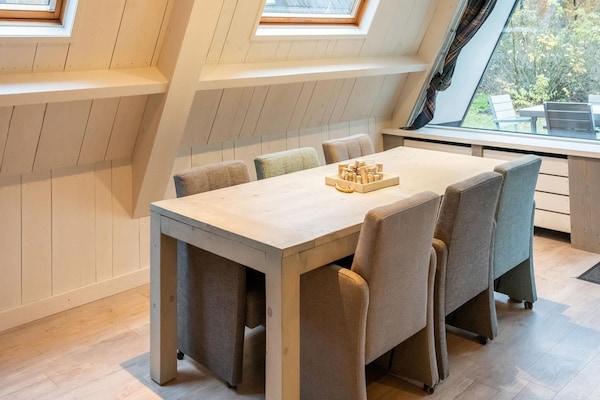 Foto van Bungalow in Limburg bij natuurgebied - Vakantiehuis in Stramproy - DiningRoom