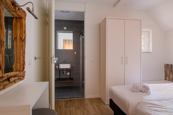 Foto van Villa in Maastricht met Sauna & Bubbelbad - Vakantiehuis in Maastricht - BedRoom