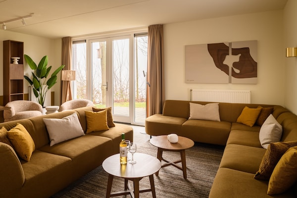 Foto van Villa in Maastricht met ruime tuin - Vakantiehuis in Maastricht - LivingRoom