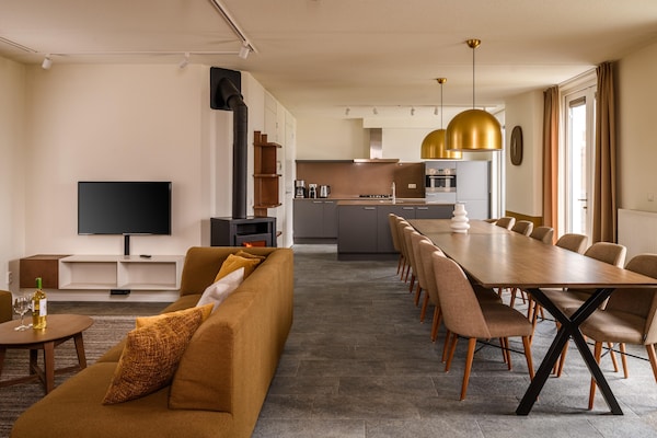 Foto van Villa in Maastricht met ruime tuin - Vakantiehuis in Maastricht - LivingRoom