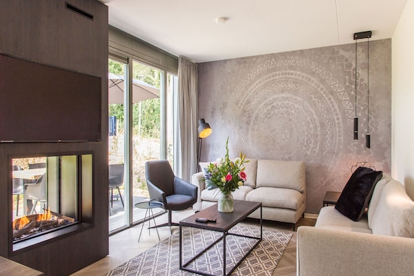 Foto van Wellness villa aan de rand van Maastricht - Vakantiehuis in Maastricht - LivingRoom