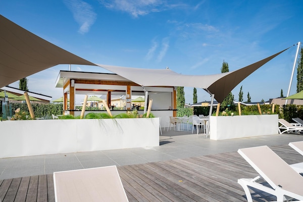Foto van Vakantiehuis Bemelen bij natuurgebied - Vakantiehuis in Bemelen - TerraceBalcony