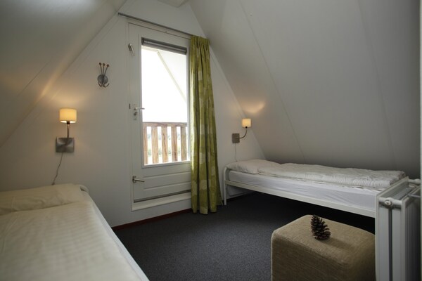 Foto van Vakantiehuis met tuin - Vakantiehuis in Plasmolen - BedRoom