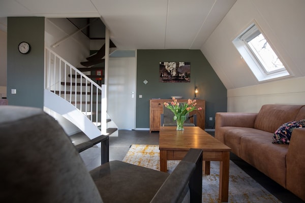 Foto van Vakantiehuis met tuin - Vakantiehuis in Plasmolen - LivingRoom