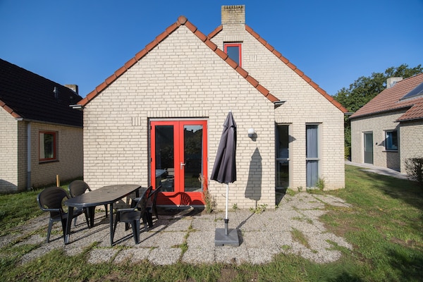 Foto van Bosvilla nabij Nijmegen - Vakantiehuis in Ewijk - ExteriorSummer