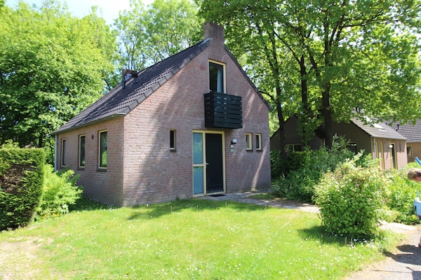 Foto van Bosvilla nabij Nijmegen - Vakantiehuis in Ewijk - ExteriorSummer
