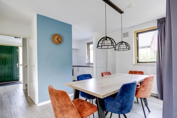 Foto van Bosbungalow voor 5 gasten in Ewijk - Vakantiehuis in Ewijk - DiningRoom